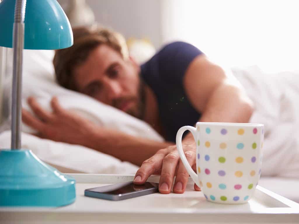 Les secrets du réveil connecté pour optimiser votre routine matinale